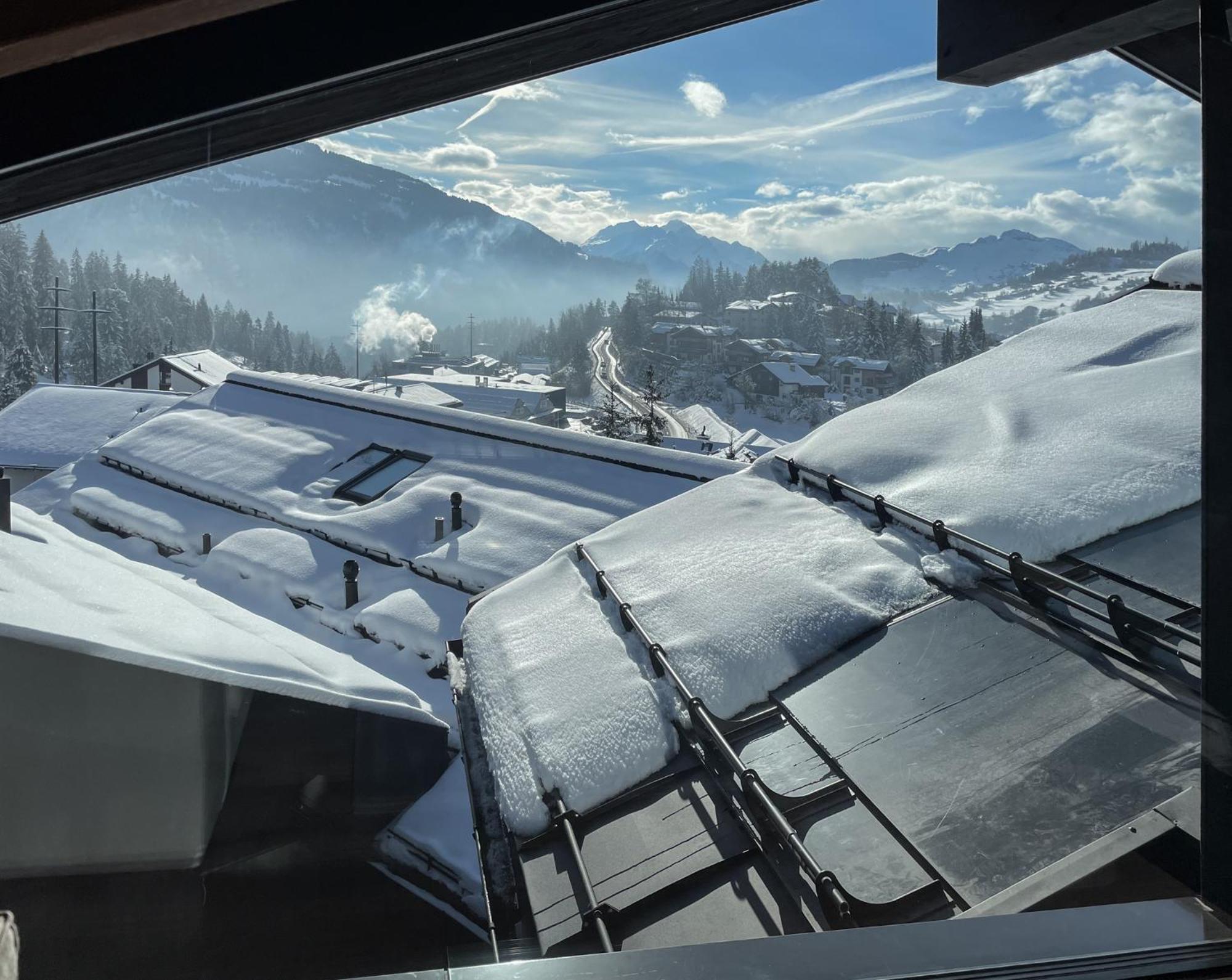 Black Summit Boutique Resort Laax Exterior photo